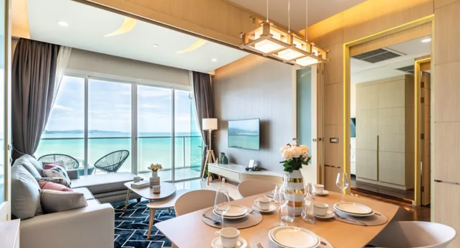À vendre 2 chambres condo à Na Jomtien, Pattaya