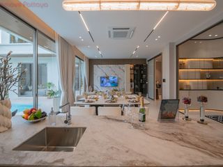 For sale 4 bedrooms house in Bang Lamung, Chonburi