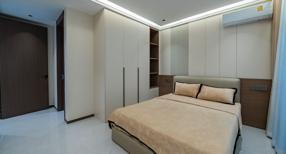 Продажа 6 спальни дом в Йомтиен, Паттайя