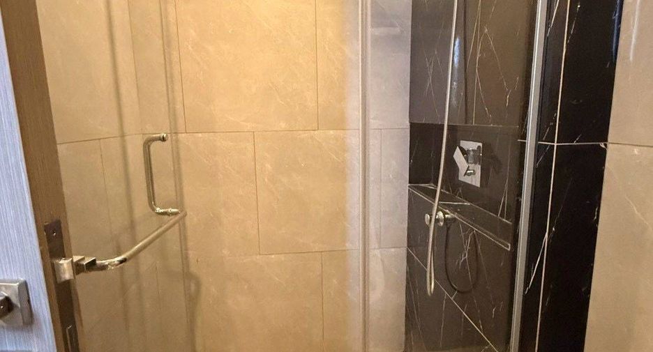 Аренда 2 спальни кондо в Хуаи Кхщанг, Бангкок