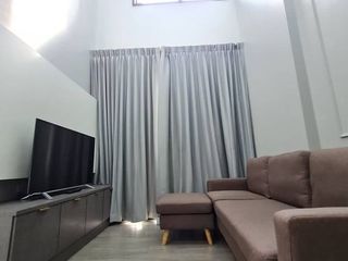 For rent 2 bedrooms condo in Khlong San, Bangkok