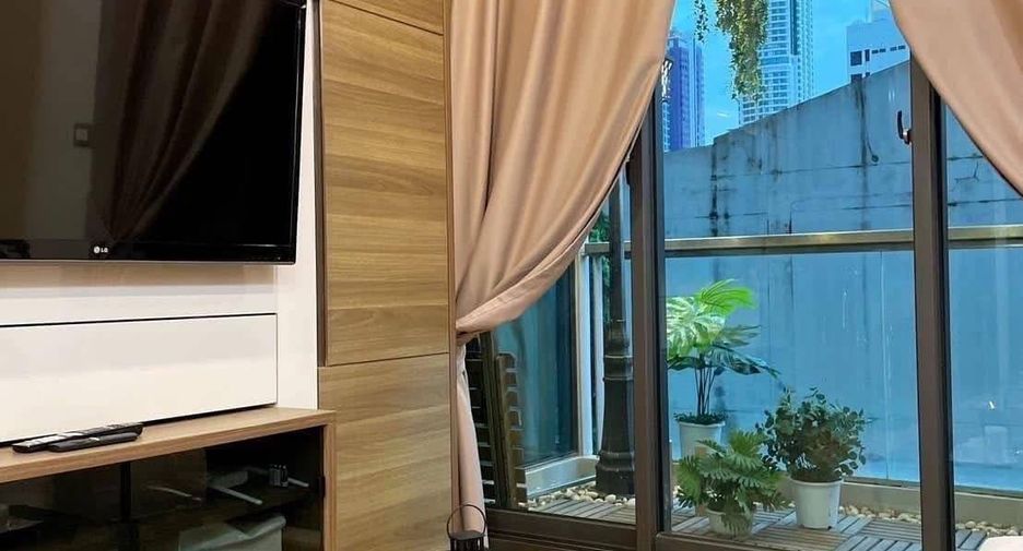 À louer 1 chambre condo à Sathon, Bangkok