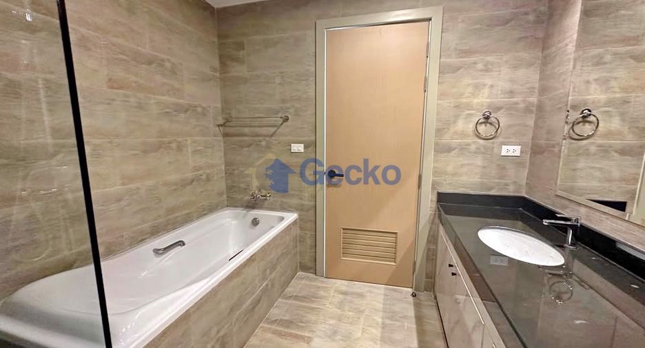 À vendre 2 chambres condo à Jomtien, Pattaya