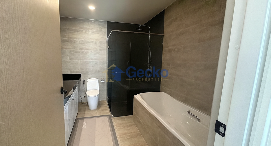 À vendre 2 chambres condo à Jomtien, Pattaya