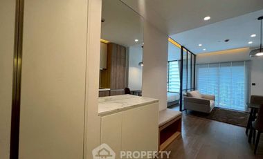 For rent 1 bed condo in Khlong Toei, Bangkok