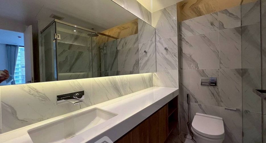 For rent 1 bed condo in Khlong Toei, Bangkok