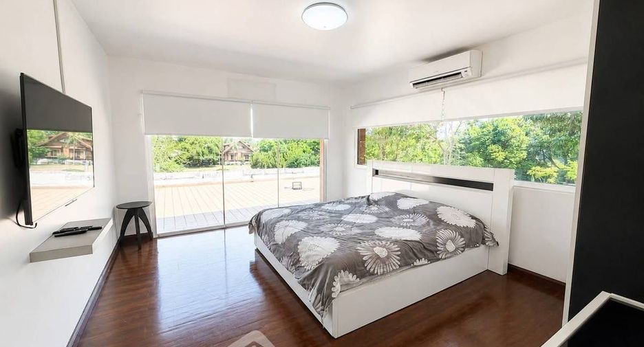 For rent 4 bedrooms house in Na Jomtien, Pattaya