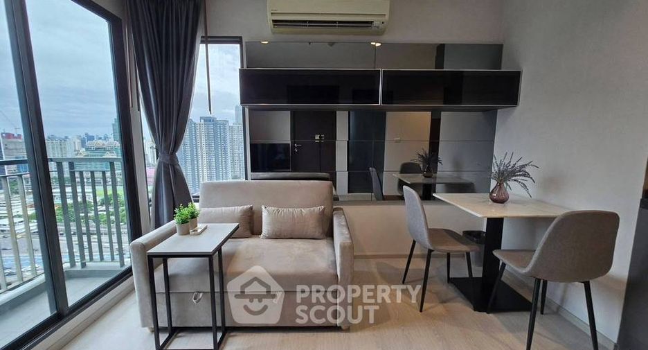 Condo en alquiler de 2 habitaciones en Huai Khwang, Bangkok