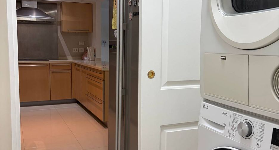 Wohnung zur Miete mit 3 Zimmer in Pathum Wan, Bangkok