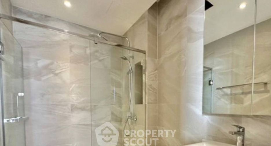 For rent 2 bedrooms condo in Si Racha, Chonburi