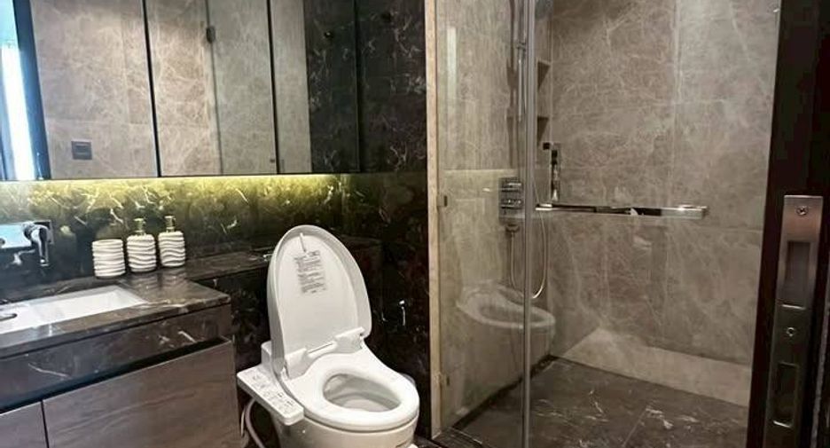 Condo en alquiler de 1 habitaciones en Pathum Wan, Bangkok