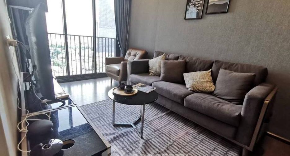 For rent 1 bed condo in Khlong Toei, Bangkok