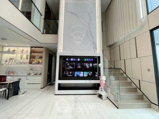 Condo en alquiler de 4 habitaciones en Sathon, Bangkok