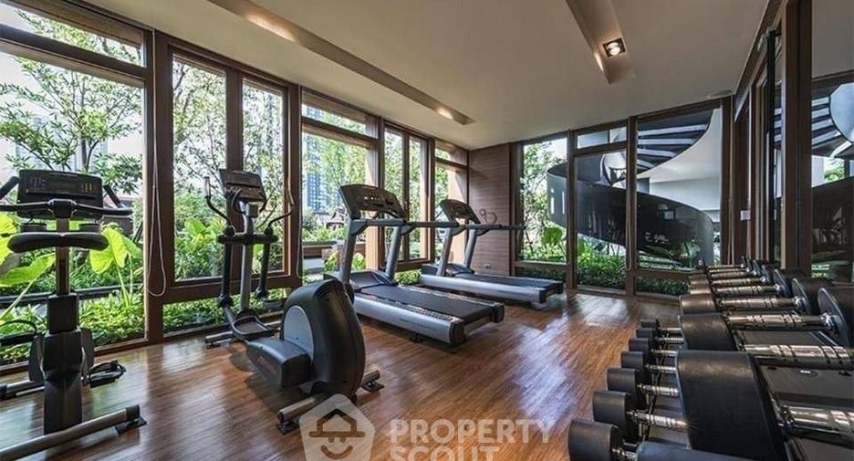 For rent 2 bedrooms condo in Watthana, Bangkok