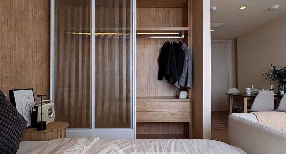 For rent 1 bed condo in Watthana, Bangkok