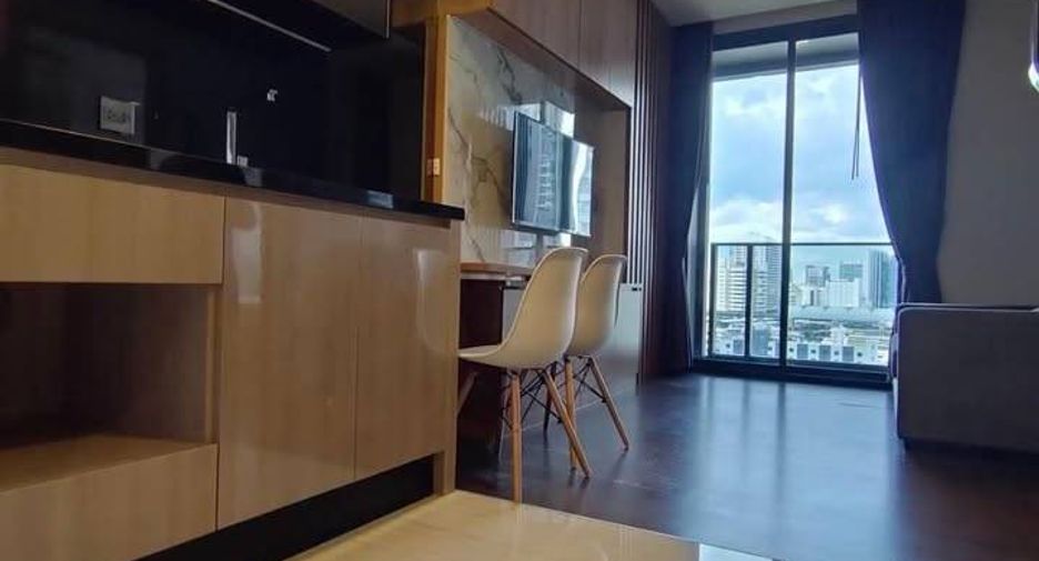 À louer 1 chambre condo à Pathum Wan, Bangkok
