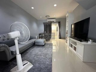 For sale 3 bedrooms townhouse in Sai Mai, Bangkok