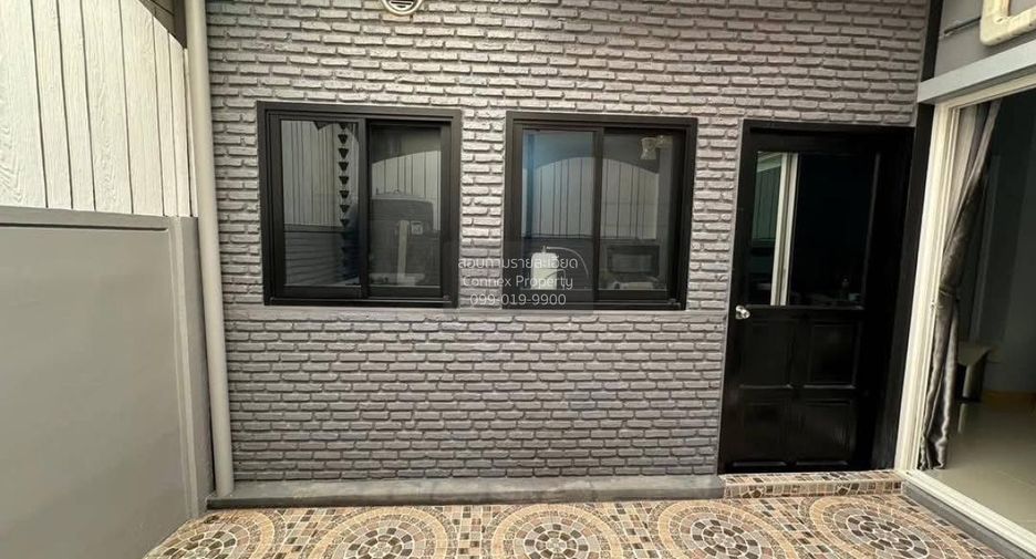 For sale 3 bedrooms townhouse in Sai Mai, Bangkok