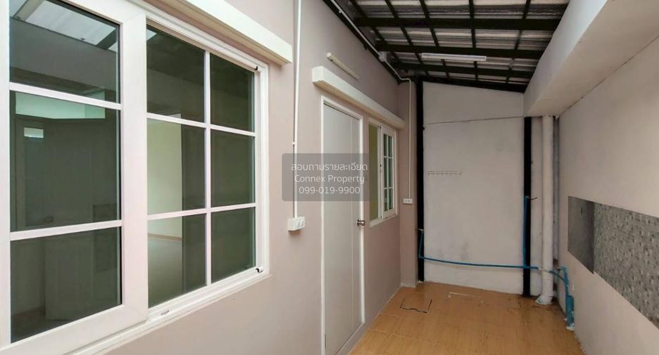 For sale 4 bedrooms townhouse in Bang Phli, Samut Prakan