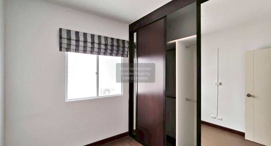 For sale 3 bedrooms townhouse in Bang Phli, Samut Prakan