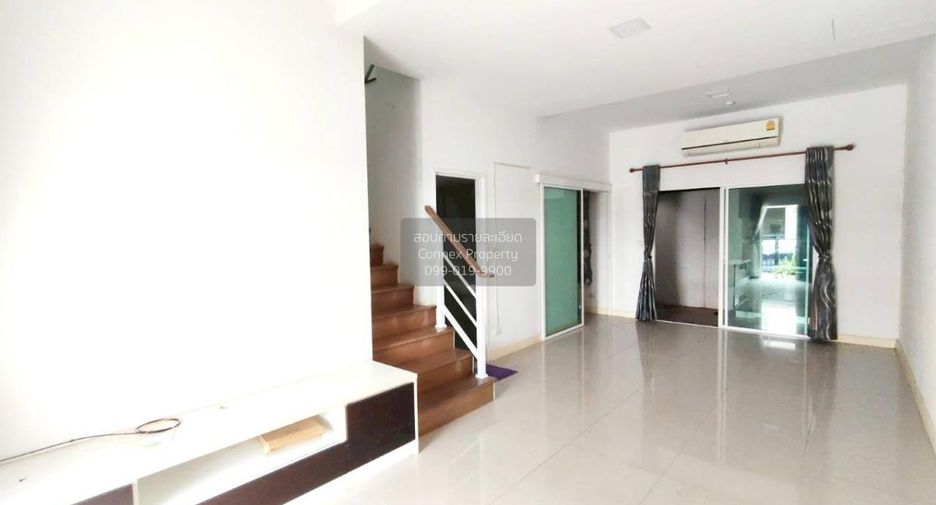 For sale 3 bedrooms townhouse in Bang Phli, Samut Prakan