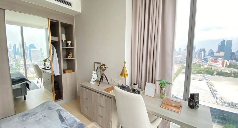 Продажа 3 спальни кондо в Кхлонг Тоеи, Бангкок