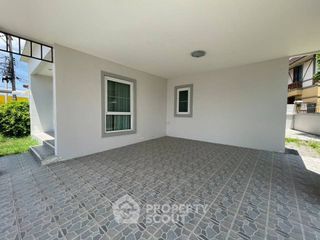 Casa en venta de 3 habitaciones en Si Racha, Chonburi