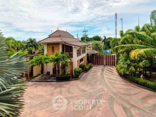 For sale 10 ベッドルーム villa in Bang Saray, Pattaya
