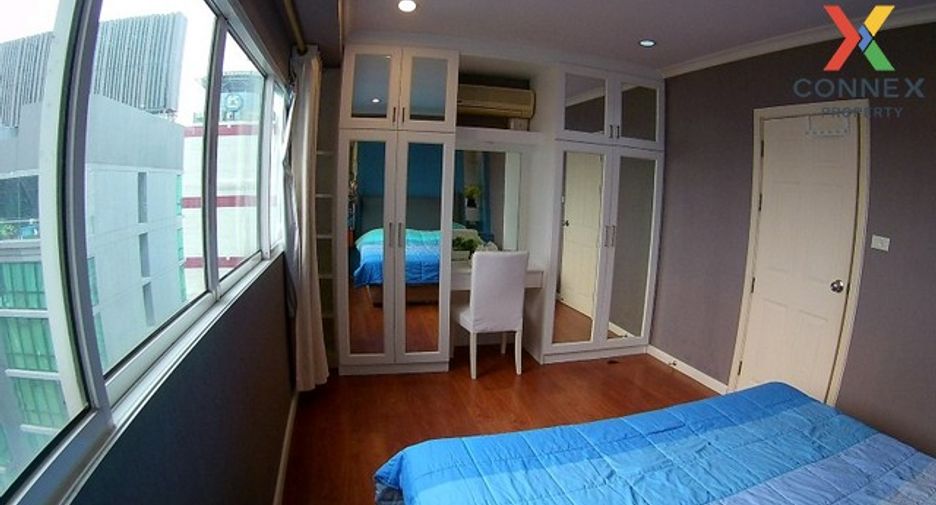 Wohnung zur Miete mit 2 Zimmer in Watthana, Bangkok