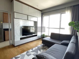 For rent 2 bedrooms condo in Khlong San, Bangkok
