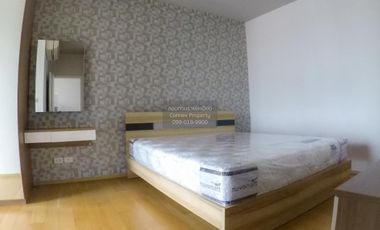 For rent 2 bedrooms condo in Khlong San, Bangkok