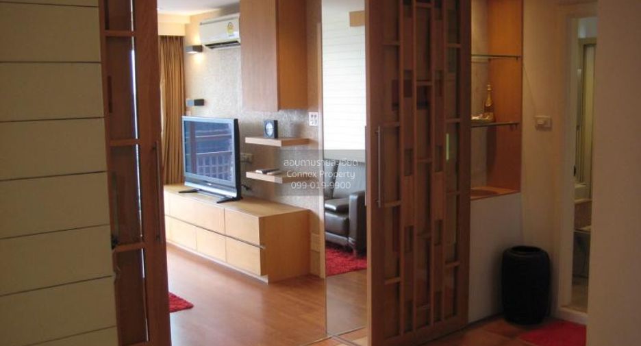 Condo en alquiler de 3 habitaciones en Watthana, Bangkok