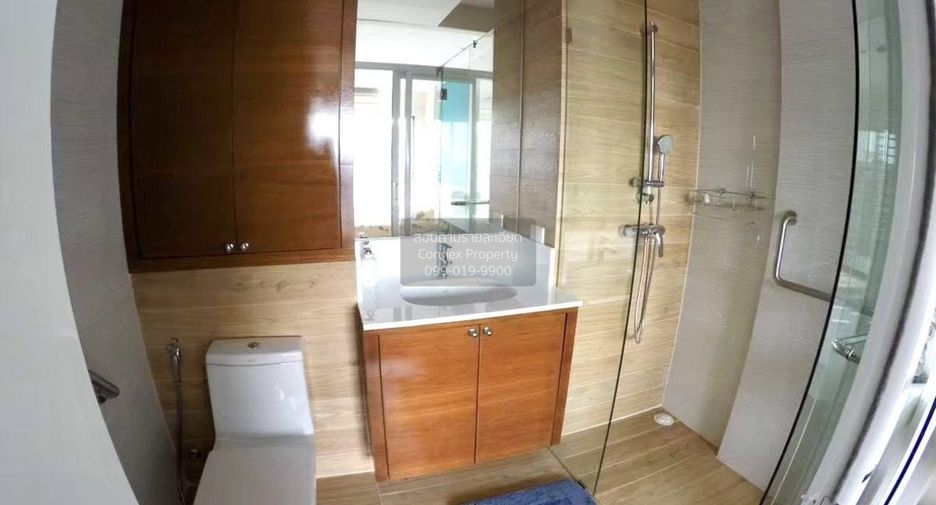 For rent 1 bed condo in Khlong San, Bangkok