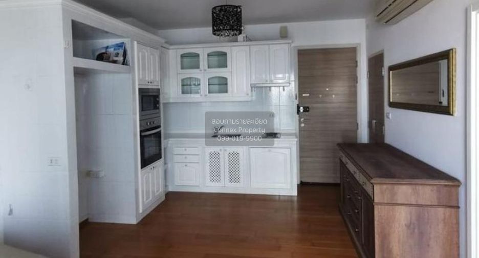 Condo en alquiler de 1 habitaciones en Khlong San, Bangkok