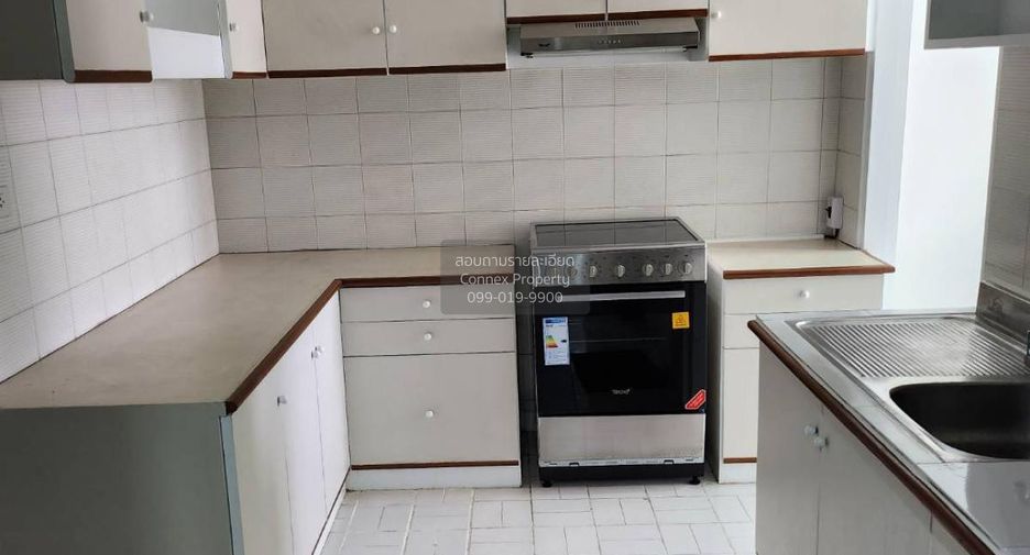 ให้เช่า 2 ห้องนอน คอนโด ใน วัฒนา, กรุงเทพฯ