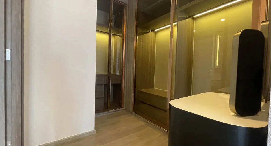 Condo en alquiler de 2 habitaciones en Khlong Toei, Bangkok