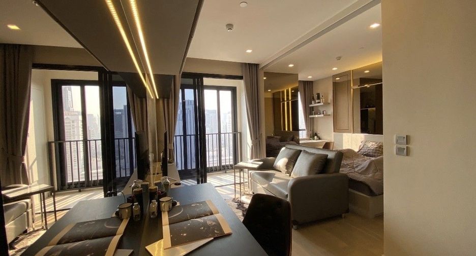 For rent studio condo in Khlong Toei, Bangkok