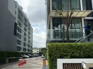 Wohnung zum Kauf mit 1 Zimmer in Wang Thonglang, Bangkok
