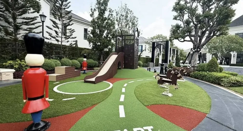 Casa en venta de 5 habitaciones en Bang Phli, Samut Prakan