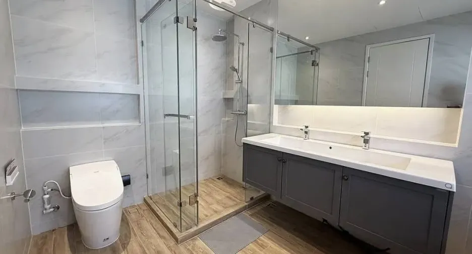 Casa en venta de 5 habitaciones en Bang Phli, Samut Prakan
