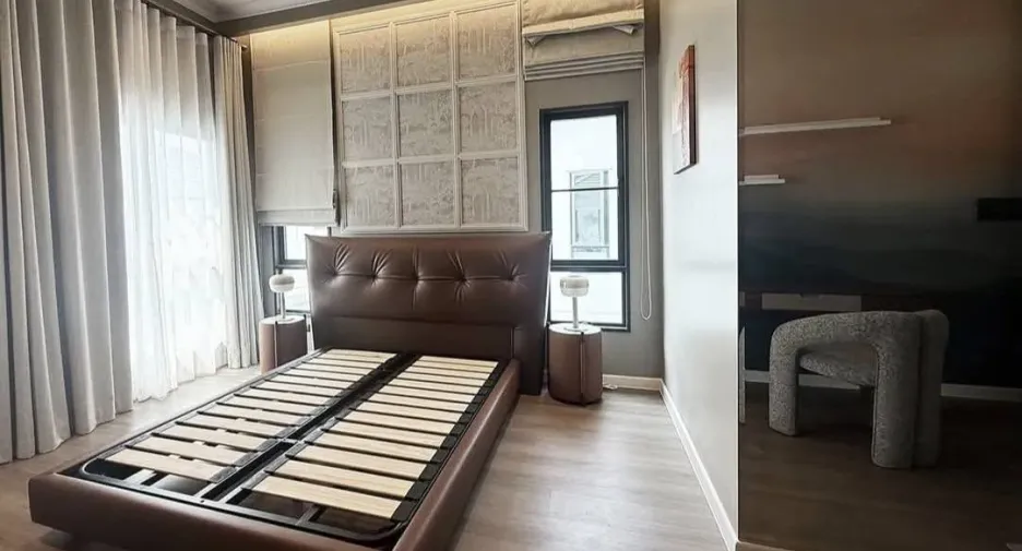 Casa en venta de 5 habitaciones en Bang Phli, Samut Prakan