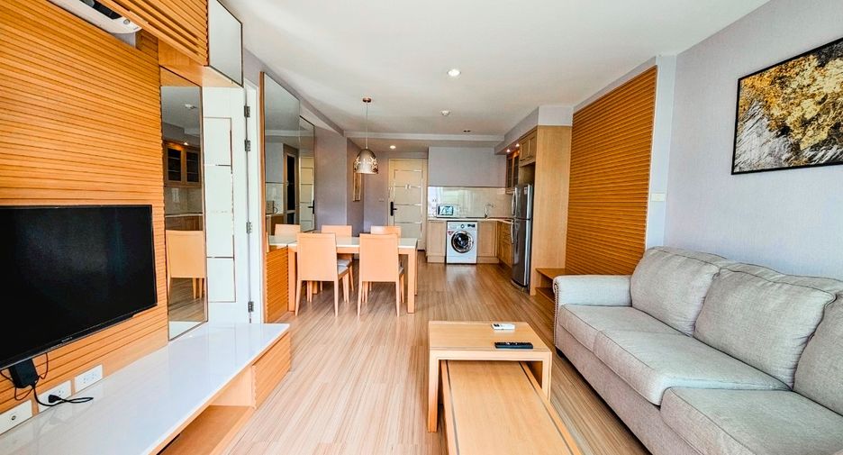 For rent 2 bedrooms condo in Watthana, Bangkok