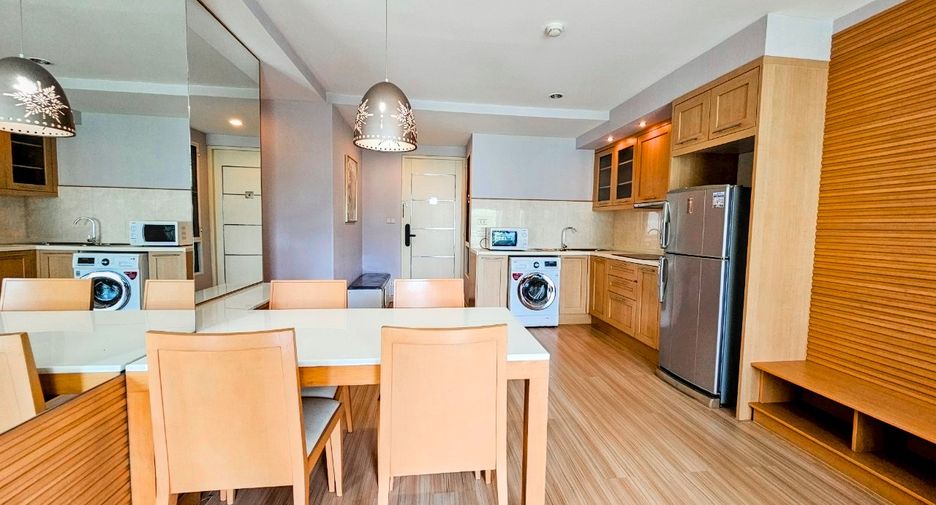 For rent 2 bedrooms condo in Watthana, Bangkok