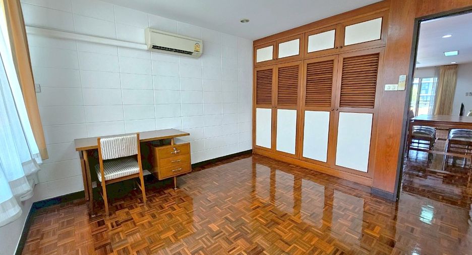 ให้เช่า 3 ห้องนอน คอนโด ใน วัฒนา, กรุงเทพฯ