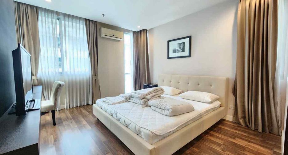 À louer 2 chambres condo à Pathum Wan, Bangkok