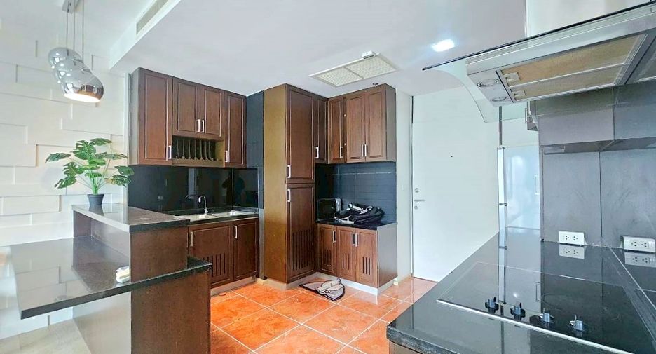À louer et à vendre 2 chambres condo à Khlong Toei, Bangkok