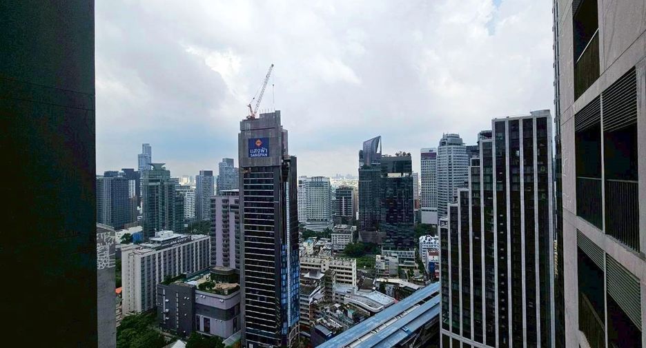 À louer et à vendre 2 chambres condo à Khlong Toei, Bangkok