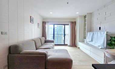 À louer et à vendre 2 chambres condo à Khlong Toei, Bangkok