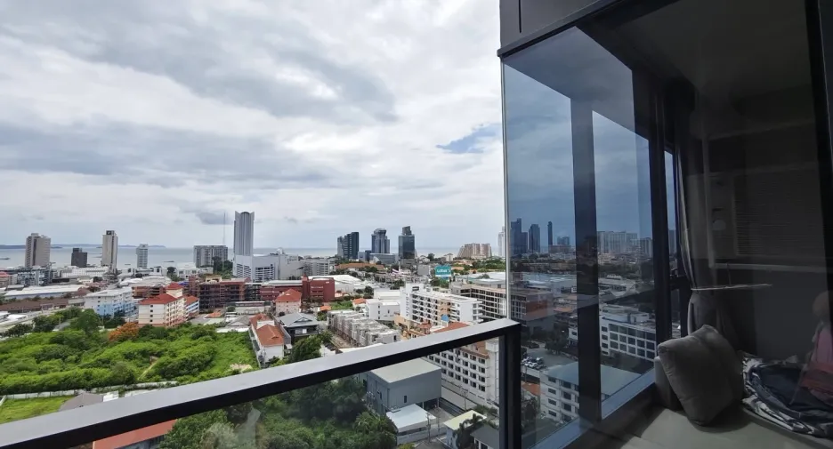 For sale 1 bed condo in Bang Lamung, Chonburi