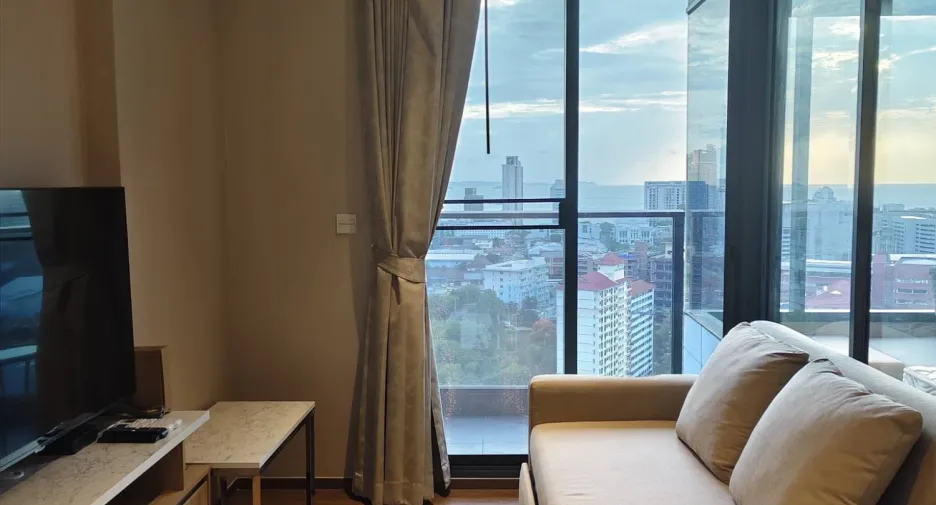 For sale 1 bed condo in Bang Lamung, Chonburi